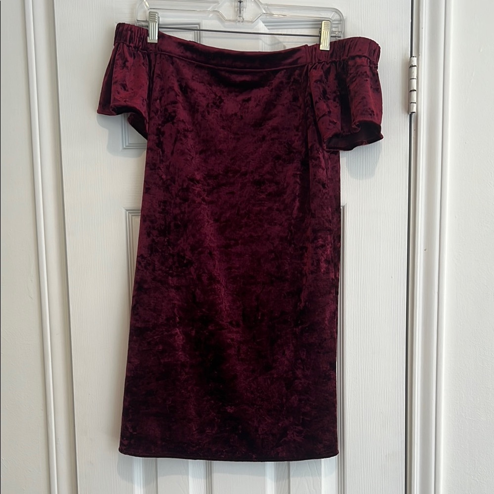 Elegant Off-Shoulder Velvet Dress in Burgundy